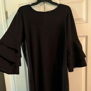 Mudpie ruffle sleeve dress